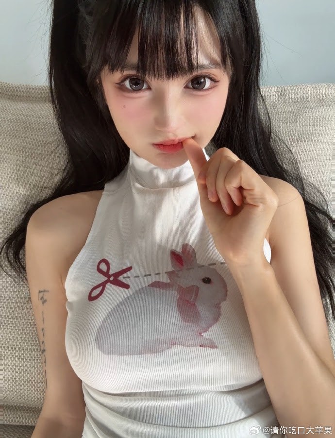 NinimlgbReal Photo #6