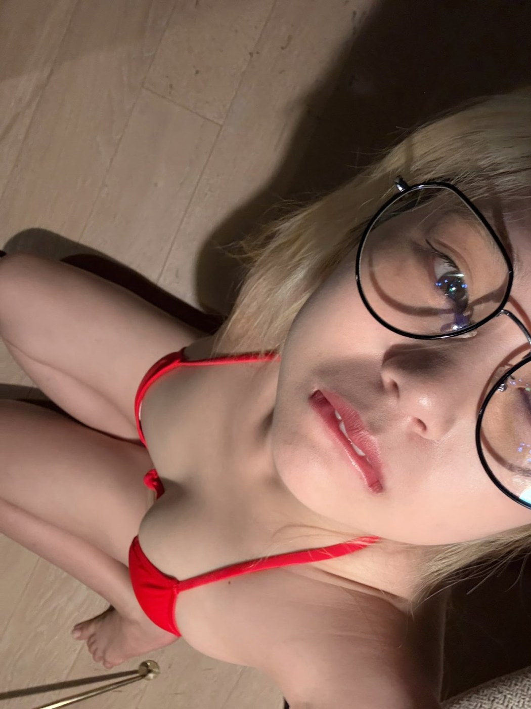 qianqianwan96 Photo #6