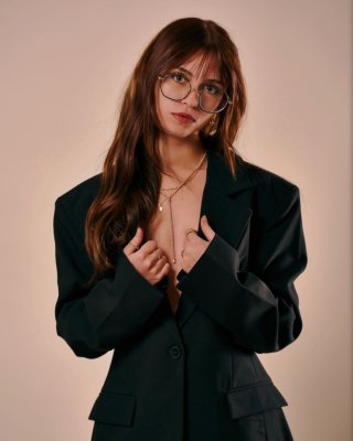 Anna Kauer Photo #13