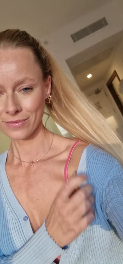 Nina Thomas Video #97