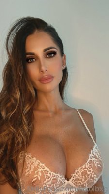 Nikola Jiraskova Photo #2