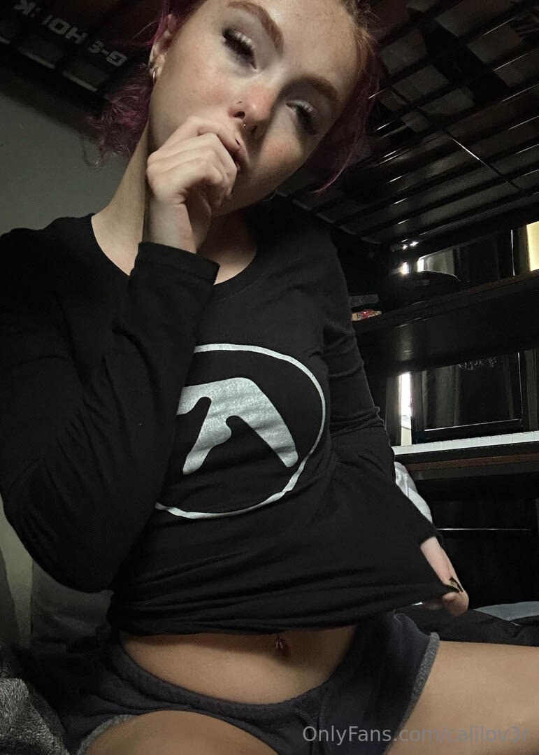 Caliloveeee Photo #17