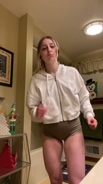 Kaylee Garofalo Video #26