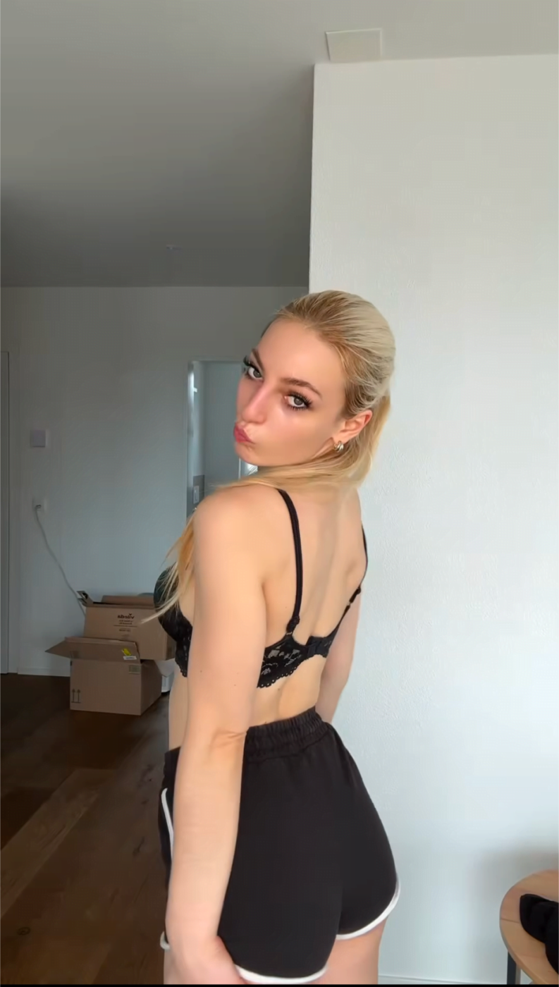 helenakingsoul Photo #69