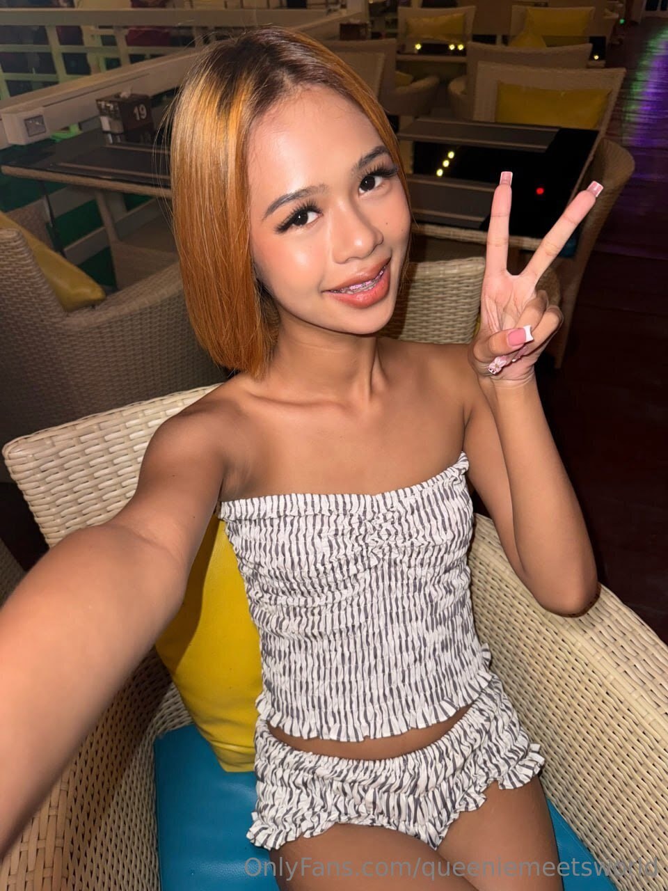 Queenie 18 Photo #24