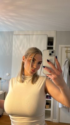 Stina Viktoria Asberg Photo #68