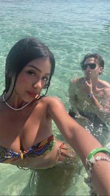 Valeria Alejandra Photo #6