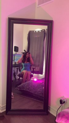 Yasminewithaz Photo #14