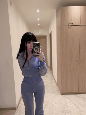 Vi Morrigan Photo #41