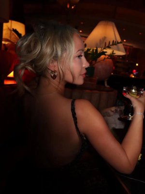 Kylie Hammonds Photo #26