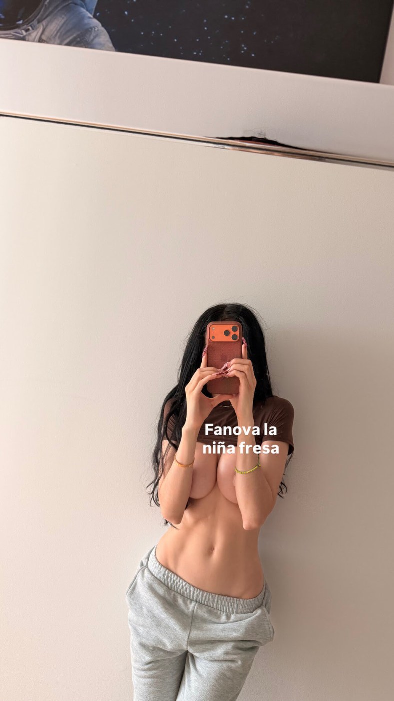 Mariana Grimaldi Photo #18