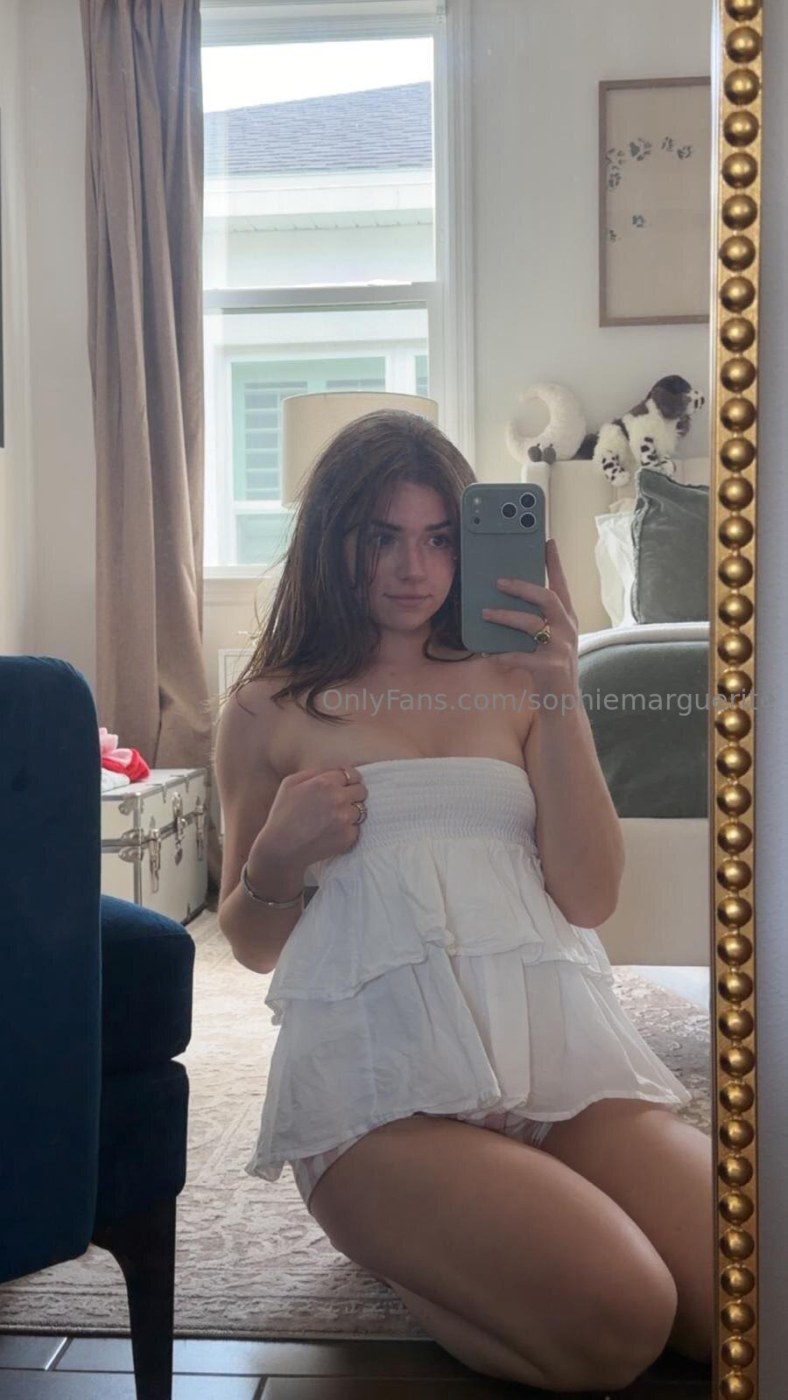 Sophie Bazzano Photo #8