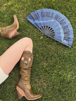 Sunday Kalogeras Photo #12