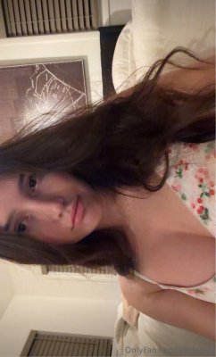 Ellie Vandeel Post #23