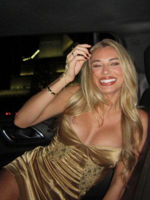 Georgia Hassarati Photo #19