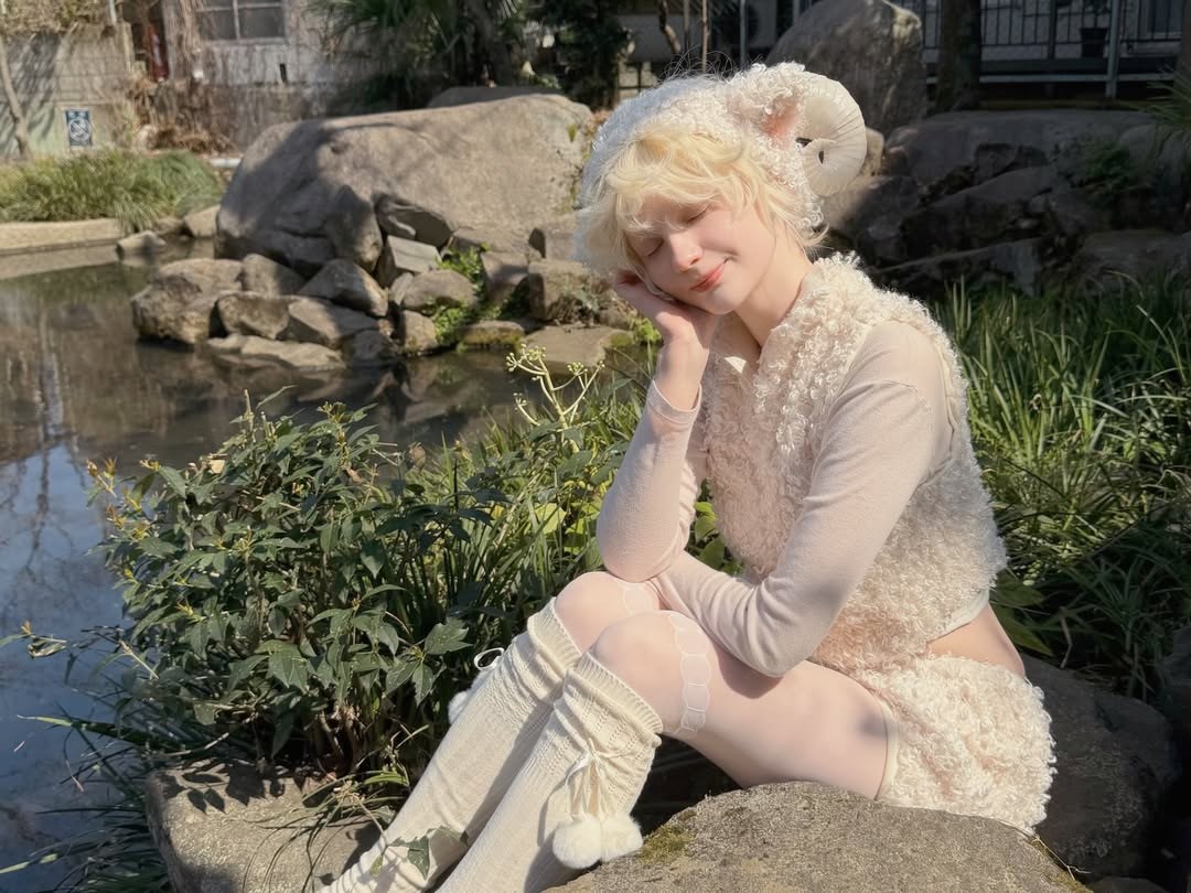 Catiescos Photo #115