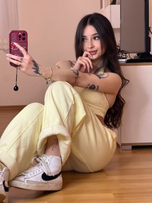 Cata Leyah Photo #70