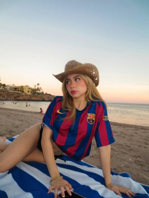 Karen Torres Photo #45