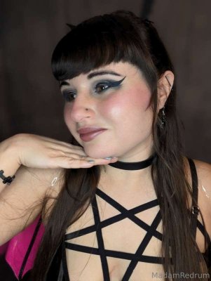 madamredrum Photo #32