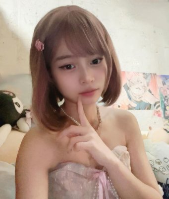 Shayri May Photo #39