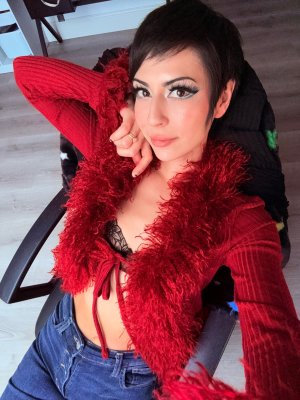 Veronica Gallardo Photo #37