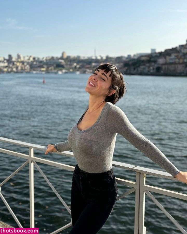 Iris Soares Photo #11