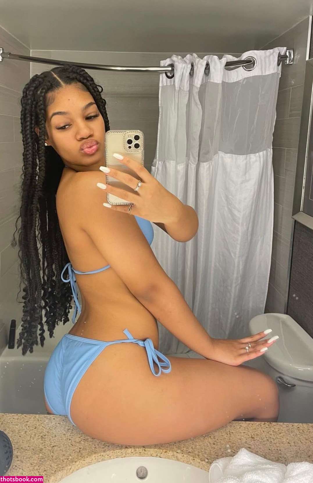 Creator Photo #1942278