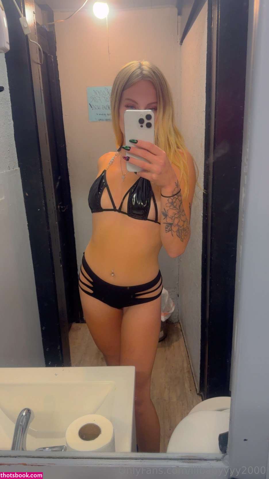 lilbabyyyy2000 Photo #11