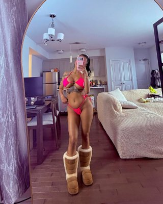 Demianabish Photo #6