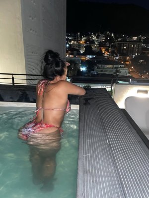 Jizane Koen Photo #15