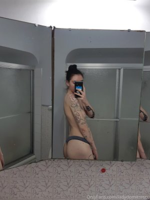 ladydomitrescu Photo #15