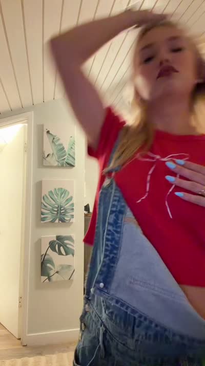 Katie Sigmond Video #203