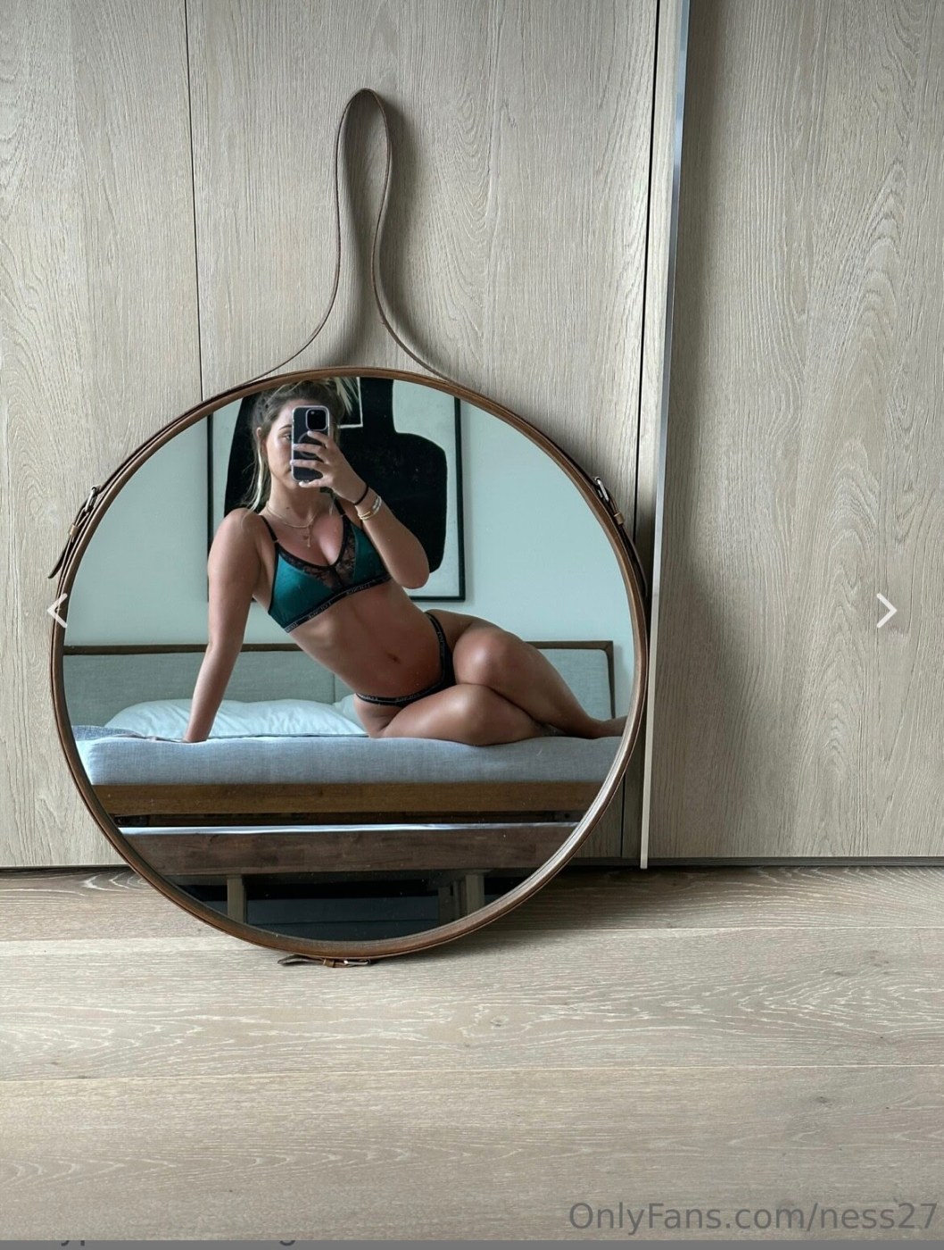 Vanessa Decesare Photo #76