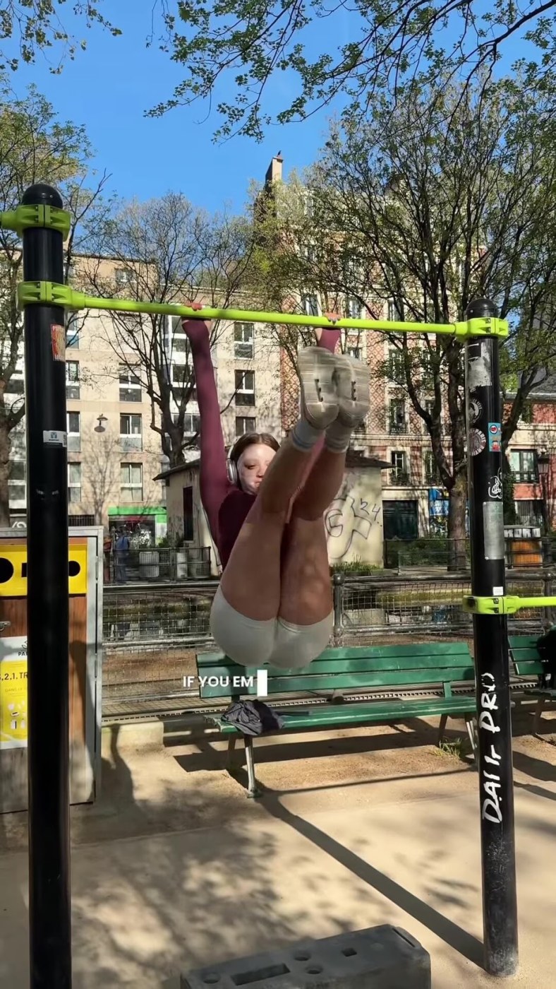 Leyla Afshonkar Photo #40