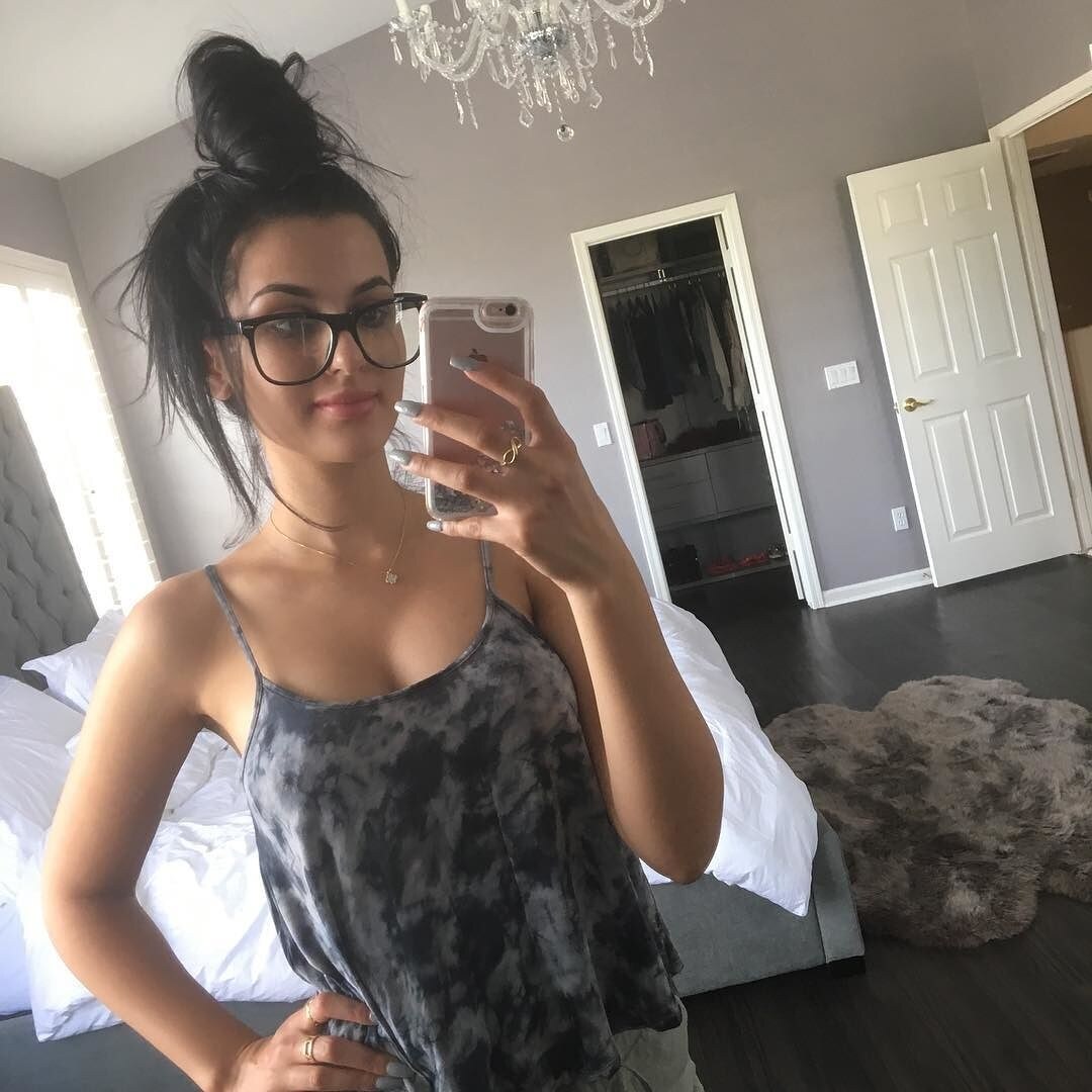 Sssniperwolf Photo #24