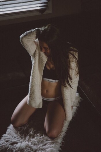 Ally Hardesty Photo #201