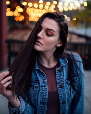 Ally Hardesty Photo #55