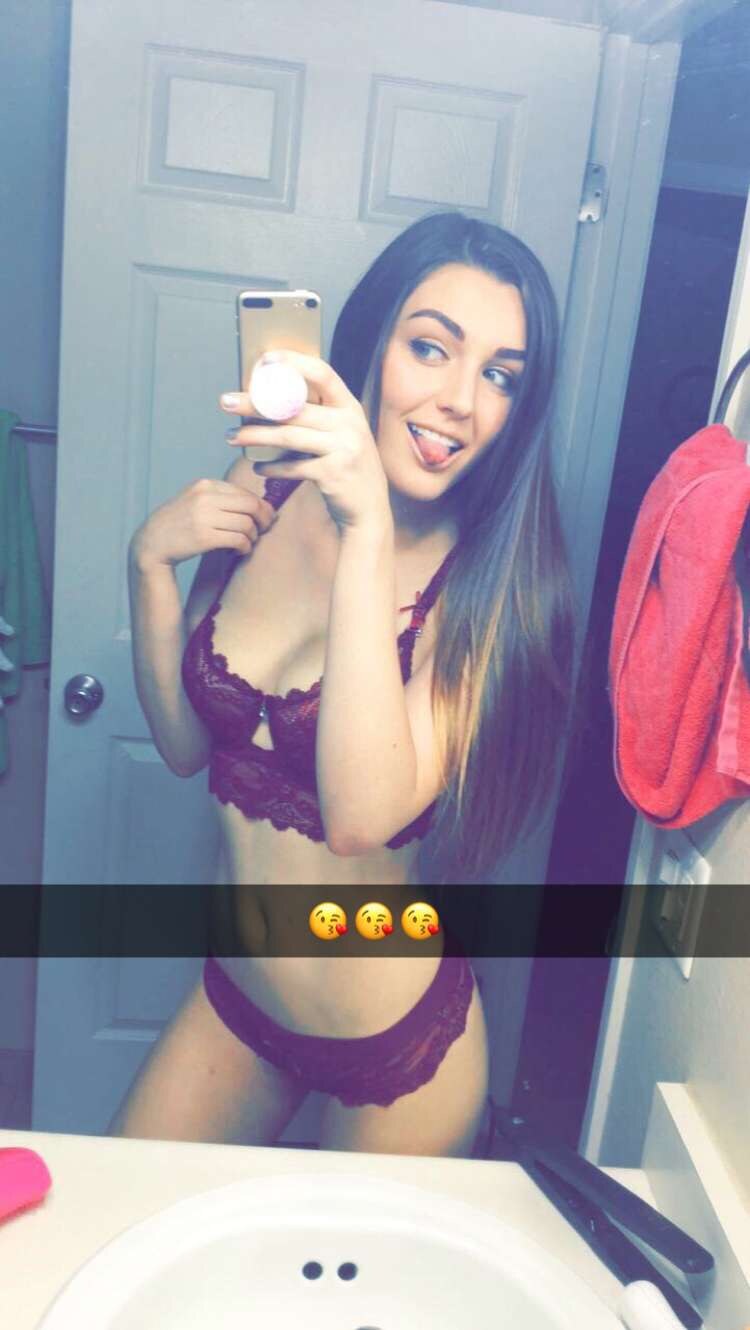 Ally Hardesty Photo #73