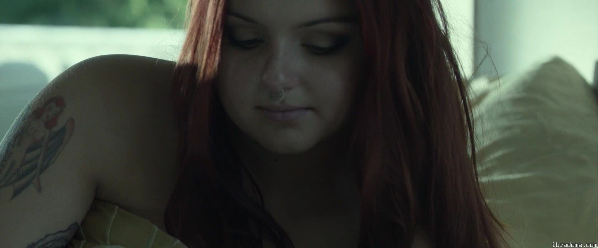 Ariel Winter Photo #1