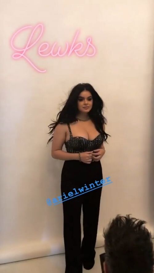 Ariel Winter Photo #7