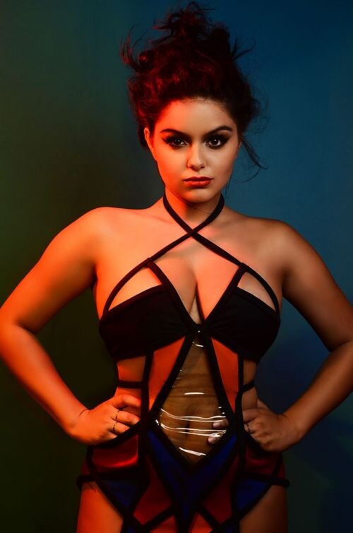 Ariel Winter Photo #74