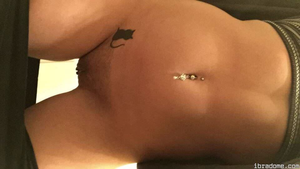 Erin Ashford Photo #100