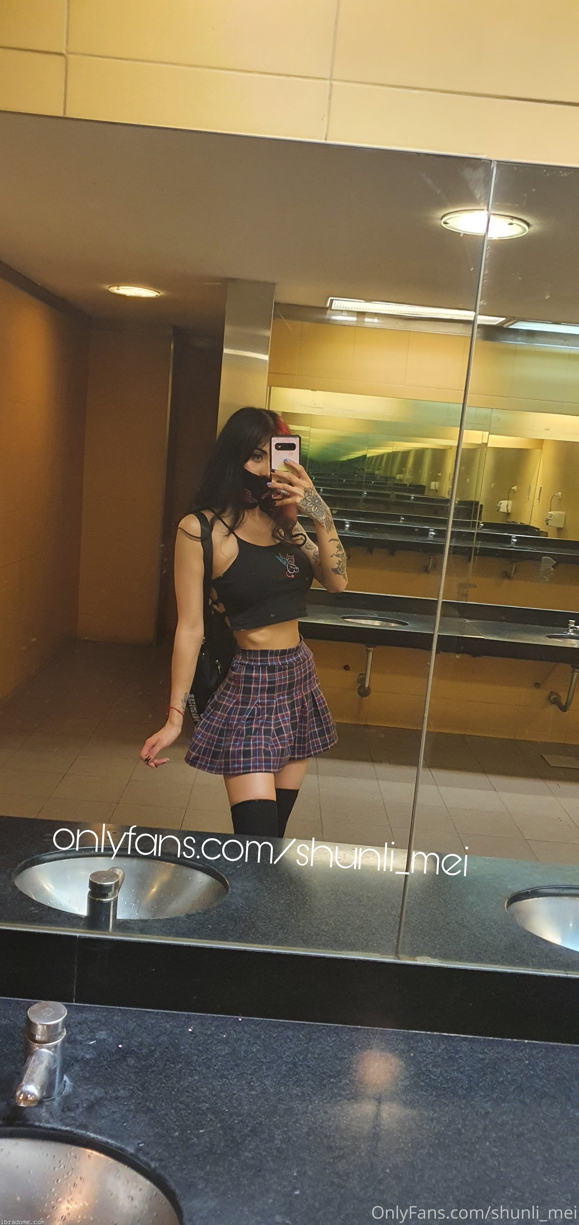 Shunli Mei Photo #387