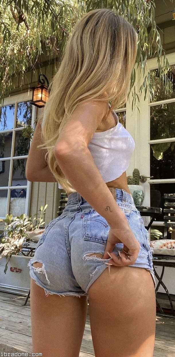 Daisy Keech Photo #202