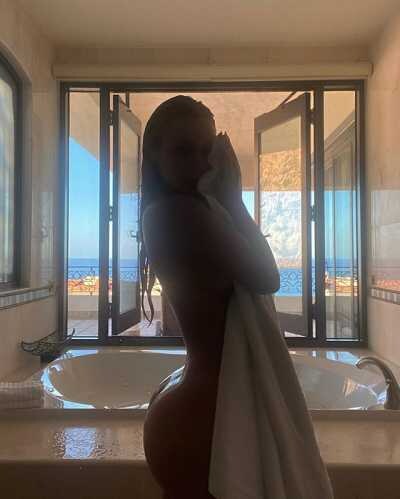 Daisy Keech Photo #250