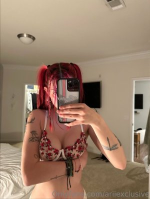 ariiexclusive Photo #34