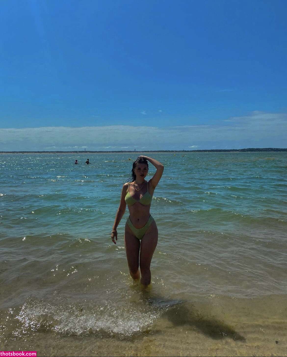 Ana Whiterose Photo #9