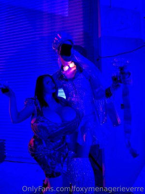 Foxy Menagerie Verre Photo #3