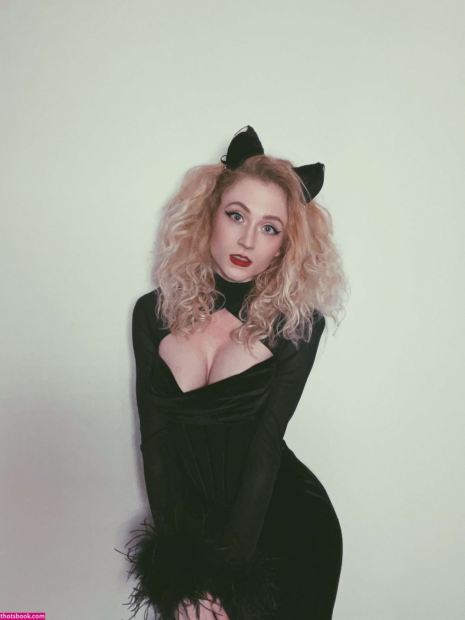 Janet Devlin Photo #12