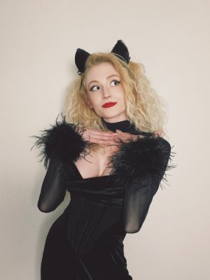 Janet Devlin Photo #14